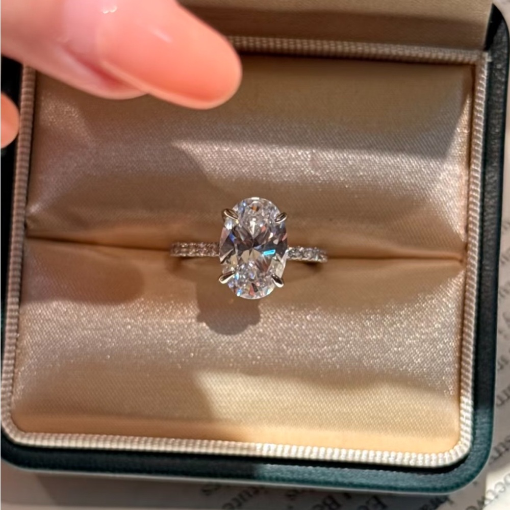 4CT S925 Sterling Silver Oval Cut Engagement Rings Promise Vacation Ring